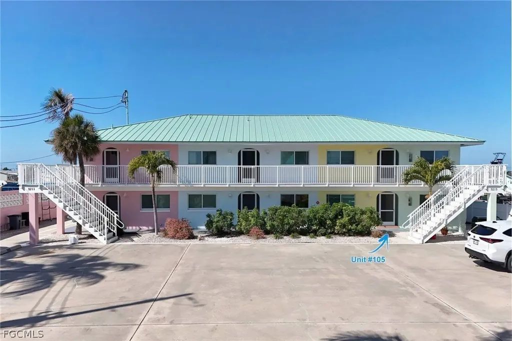 3211 Stringfellow Road St. James City FL 33956