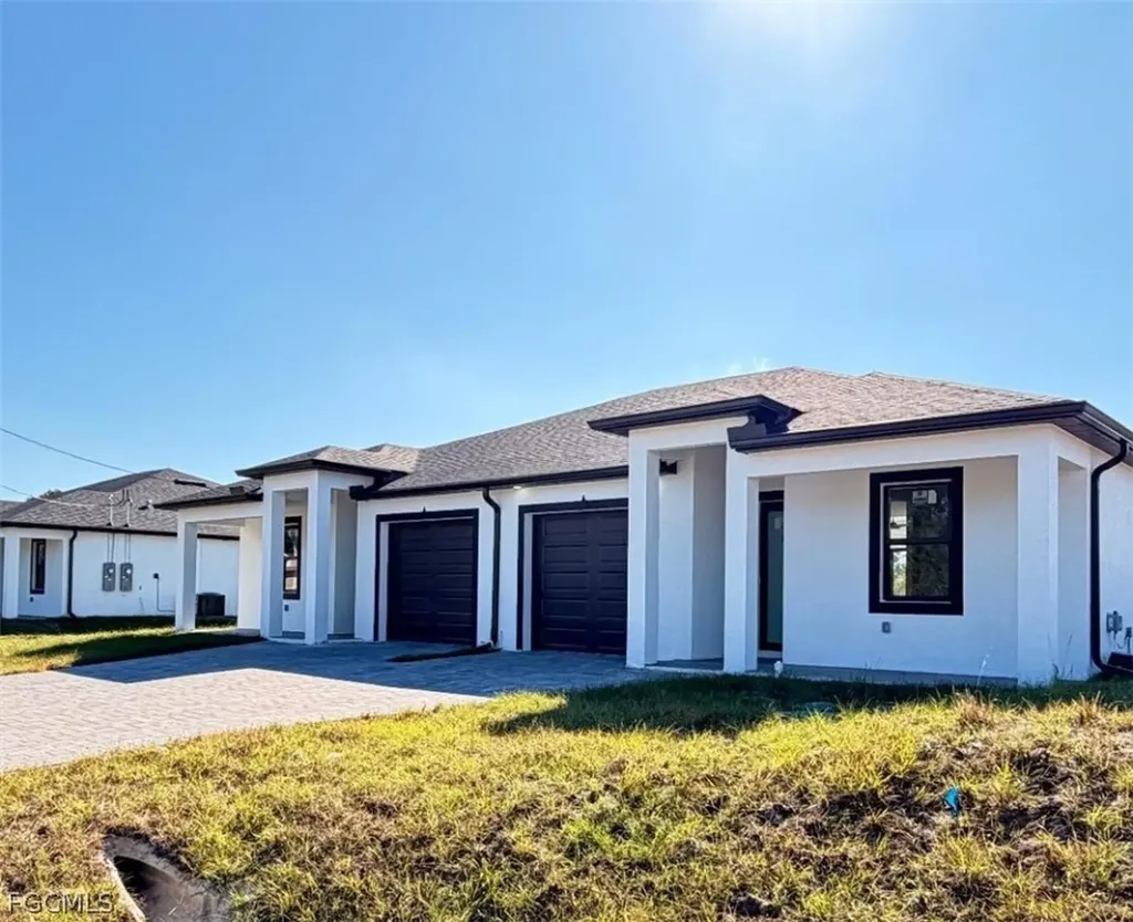 209-211 W 12th Street Lehigh Acres FL 33972