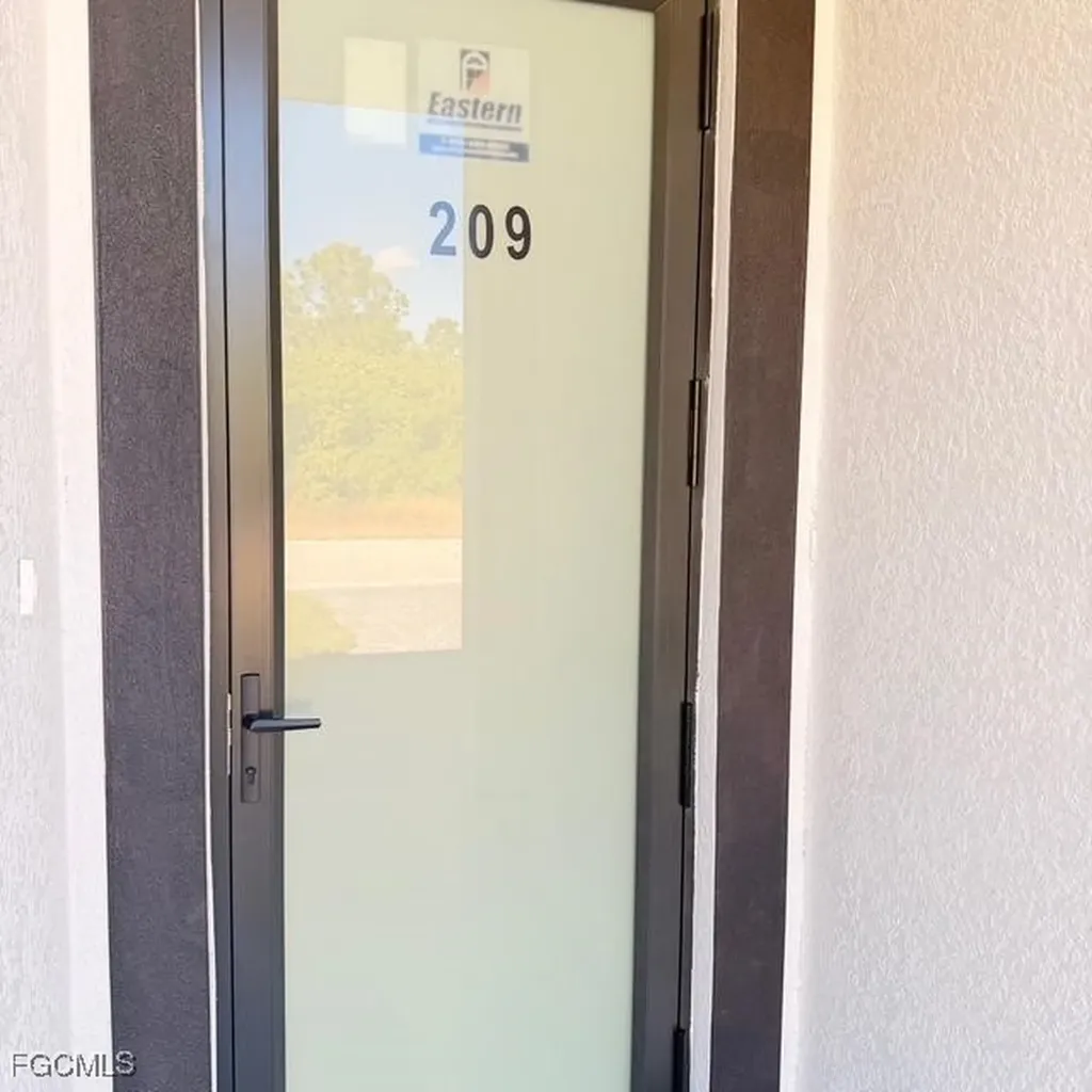 209-211 W 12th Street Lehigh Acres FL 33972