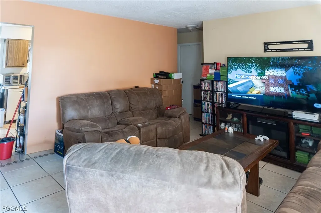 2201 Lotus Road Fort Myers FL 33905