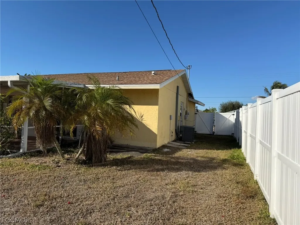 224 SE 3rd Terrace Cape Coral FL 33990