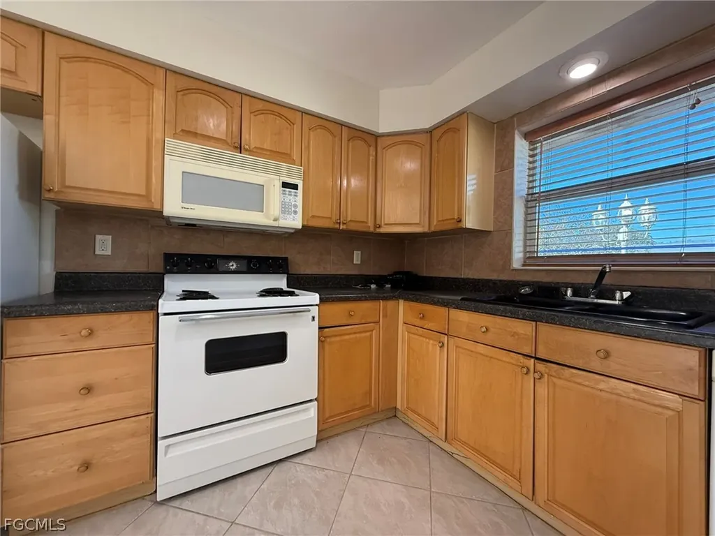 224 SE 3rd Terrace Cape Coral FL 33990