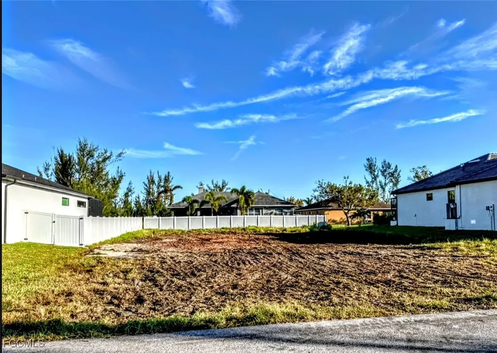 3801 SW 3rd Terrace Cape Coral FL 33991