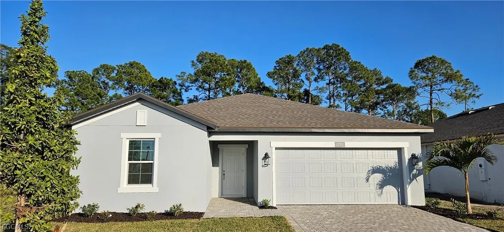 235 Lakeside Breeze Way Lehigh Acres FL 33936