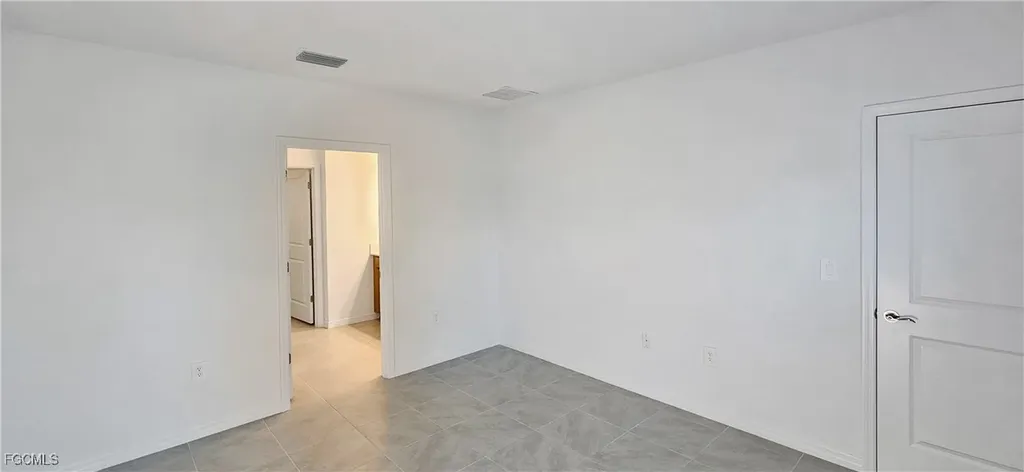 235 Lakeside Breeze Way Lehigh Acres FL 33936