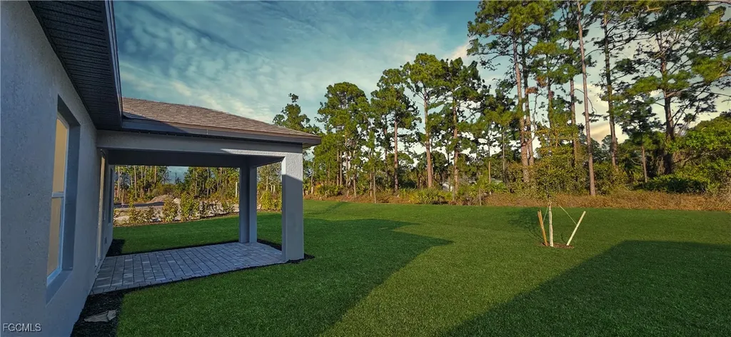 235 Lakeside Breeze Way Lehigh Acres FL 33936