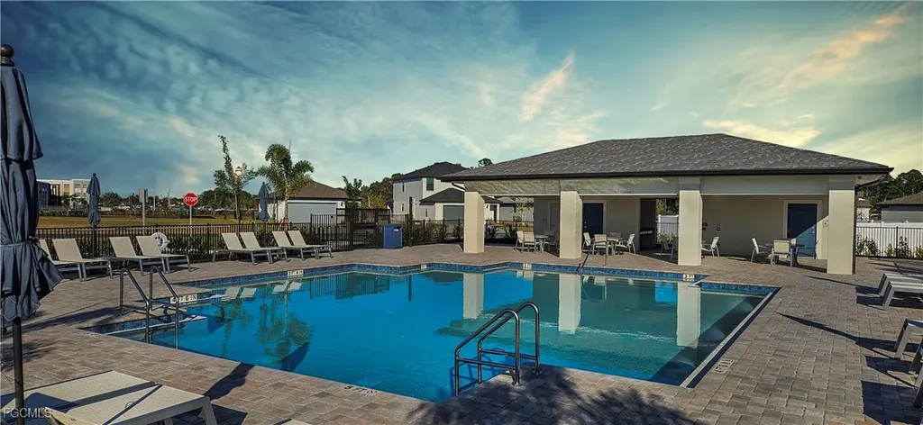 235 Lakeside Breeze Way Lehigh Acres FL 33936