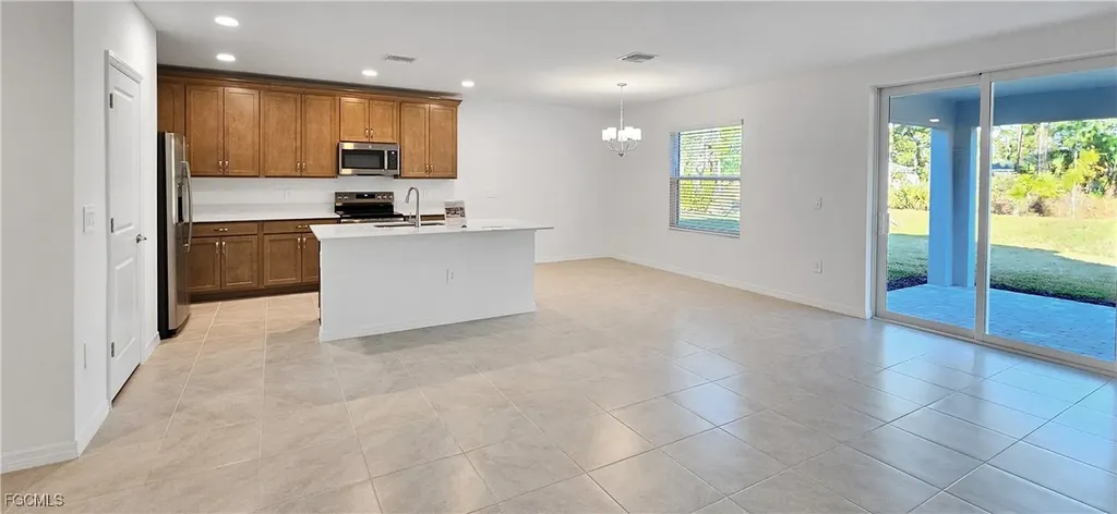 235 Lakeside Breeze Way Lehigh Acres FL 33936