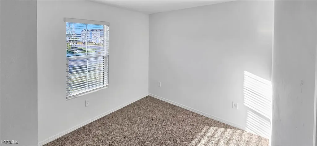 235 Lakeside Breeze Way Lehigh Acres FL 33936