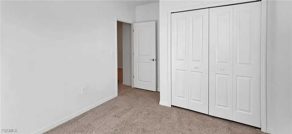 235 Lakeside Breeze Way Lehigh Acres FL 33936