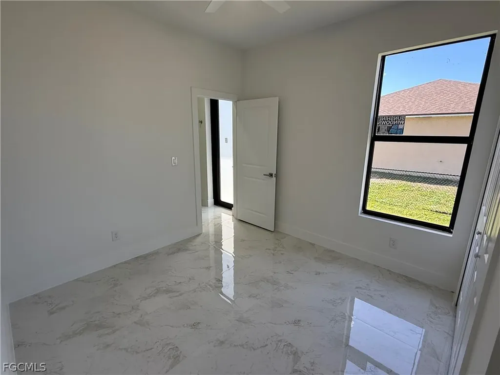 1409 NW 21st Court Cape Coral FL 33909