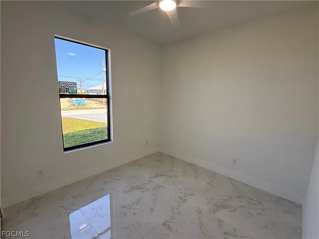 1409 NW 21st Court Cape Coral FL 33909