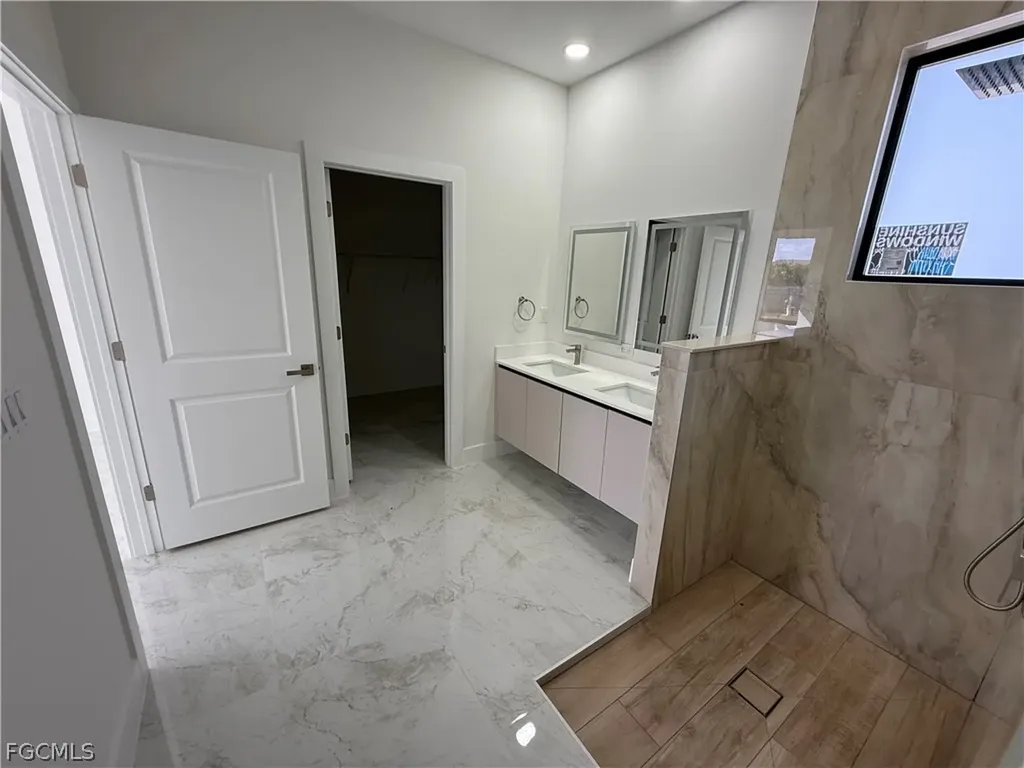 1409 NW 21st Court Cape Coral FL 33909