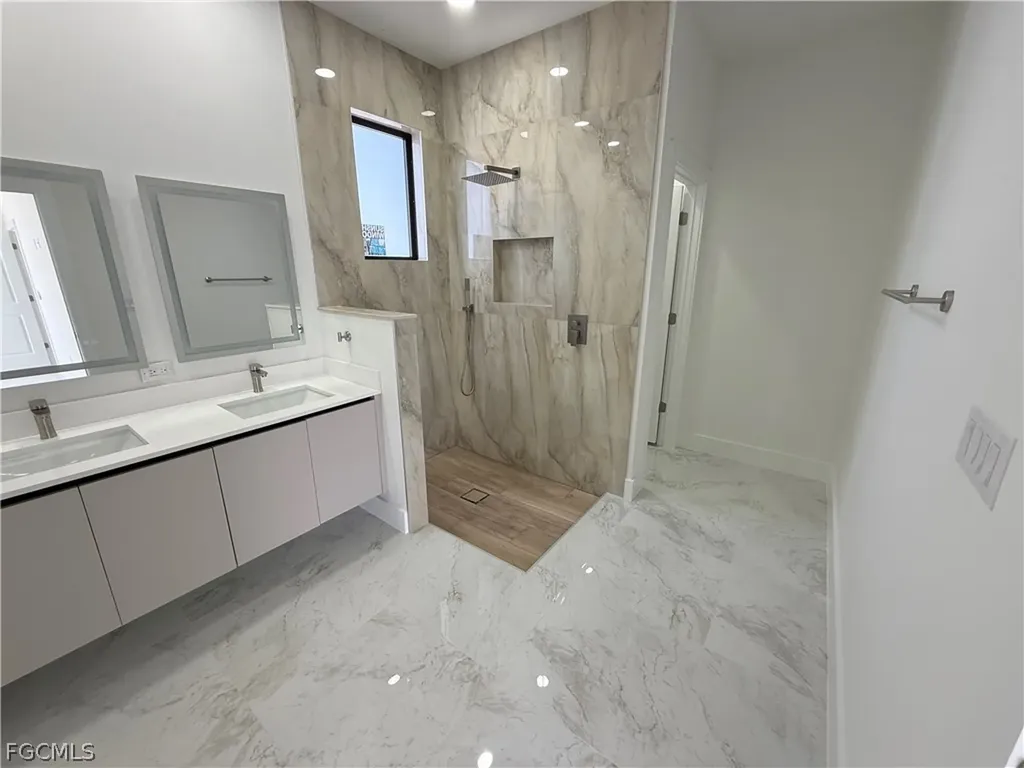 1409 NW 21st Court Cape Coral FL 33909
