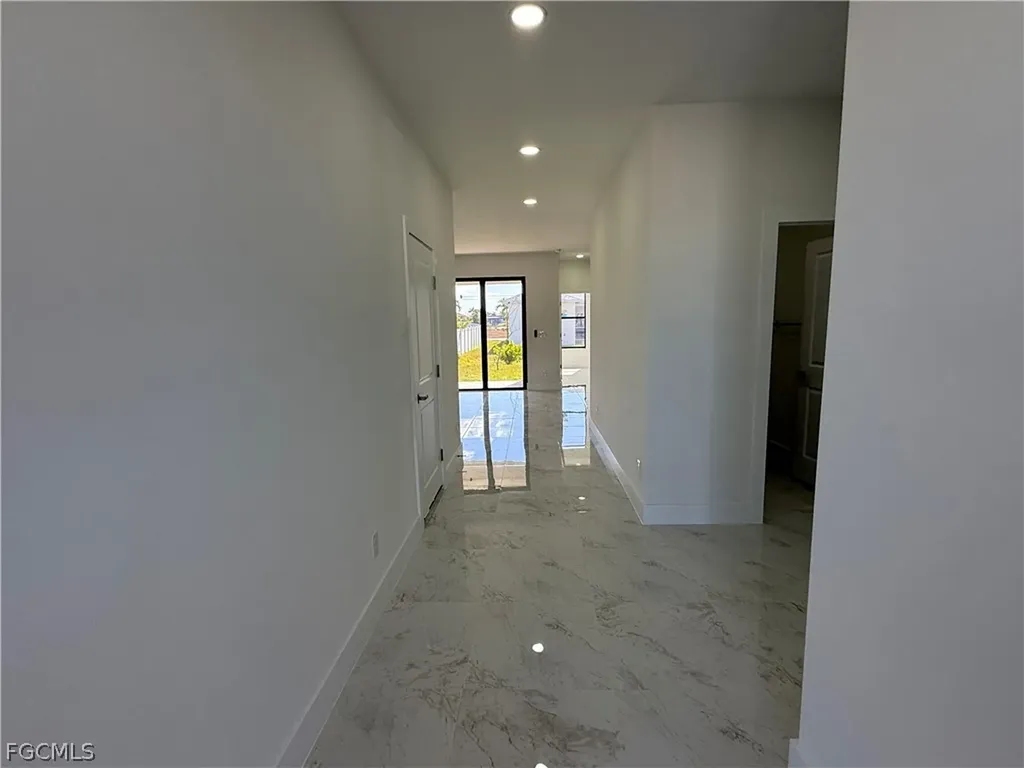 1409 NW 21st Court Cape Coral FL 33909