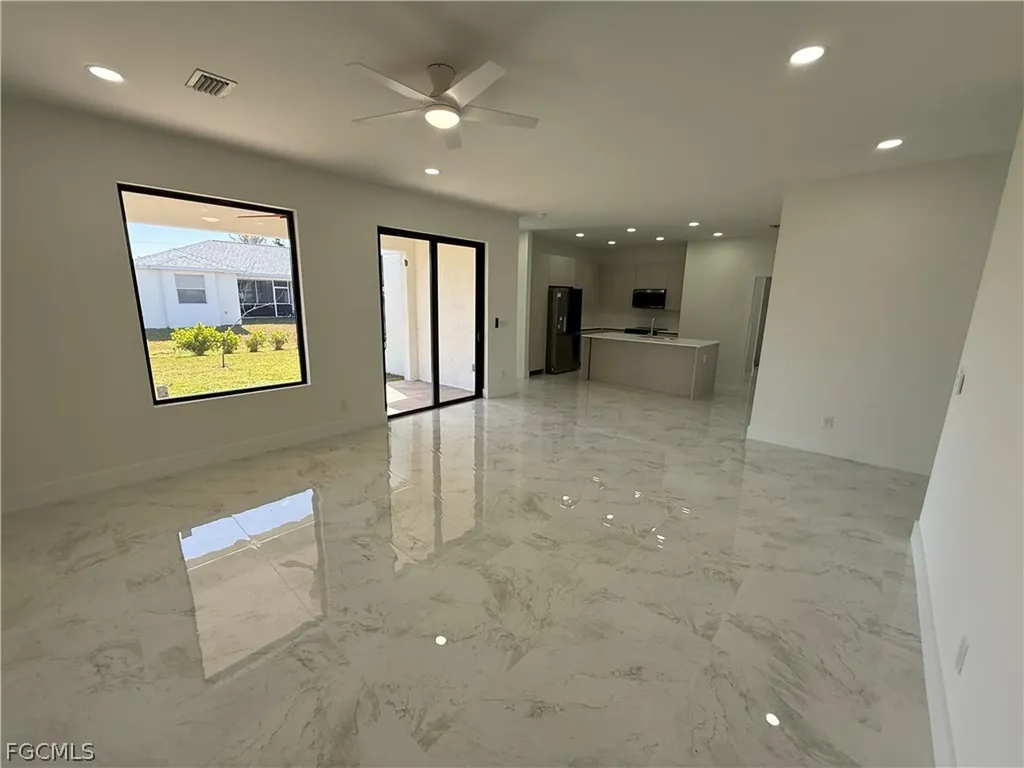 1409 NW 21st Court Cape Coral FL 33909