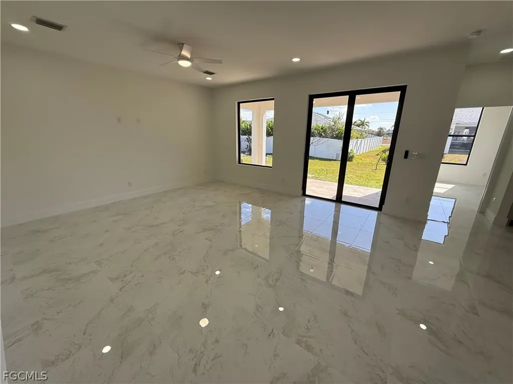 1409 NW 21st Court Cape Coral FL 33909