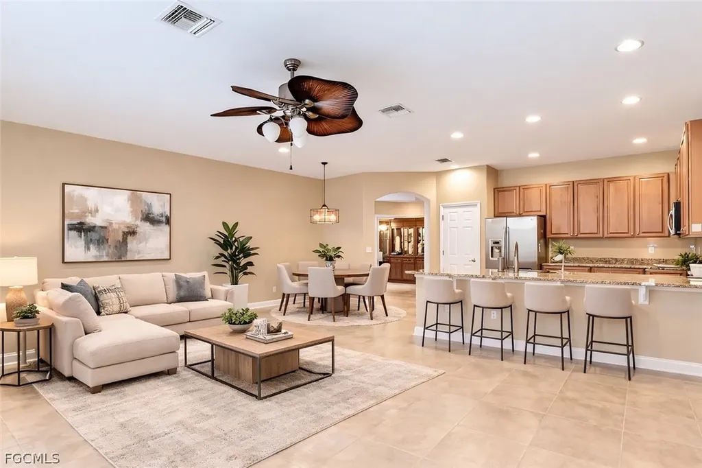 9372 River Otter Drive Fort Myers FL 33912