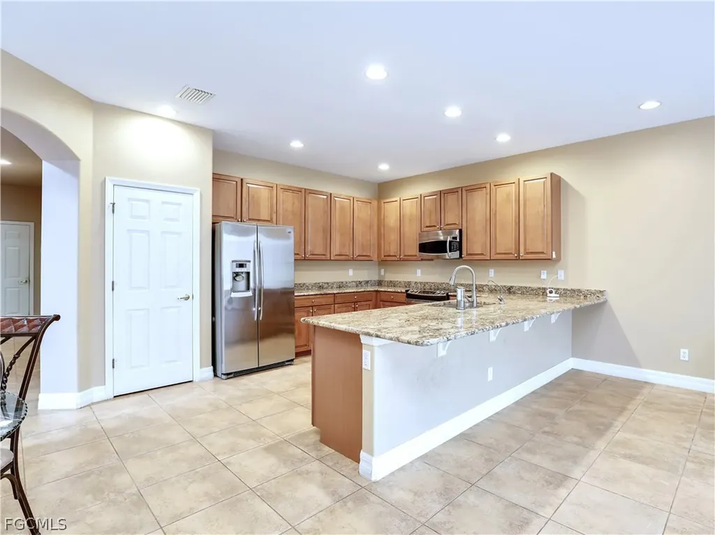 9372 River Otter Drive Fort Myers FL 33912