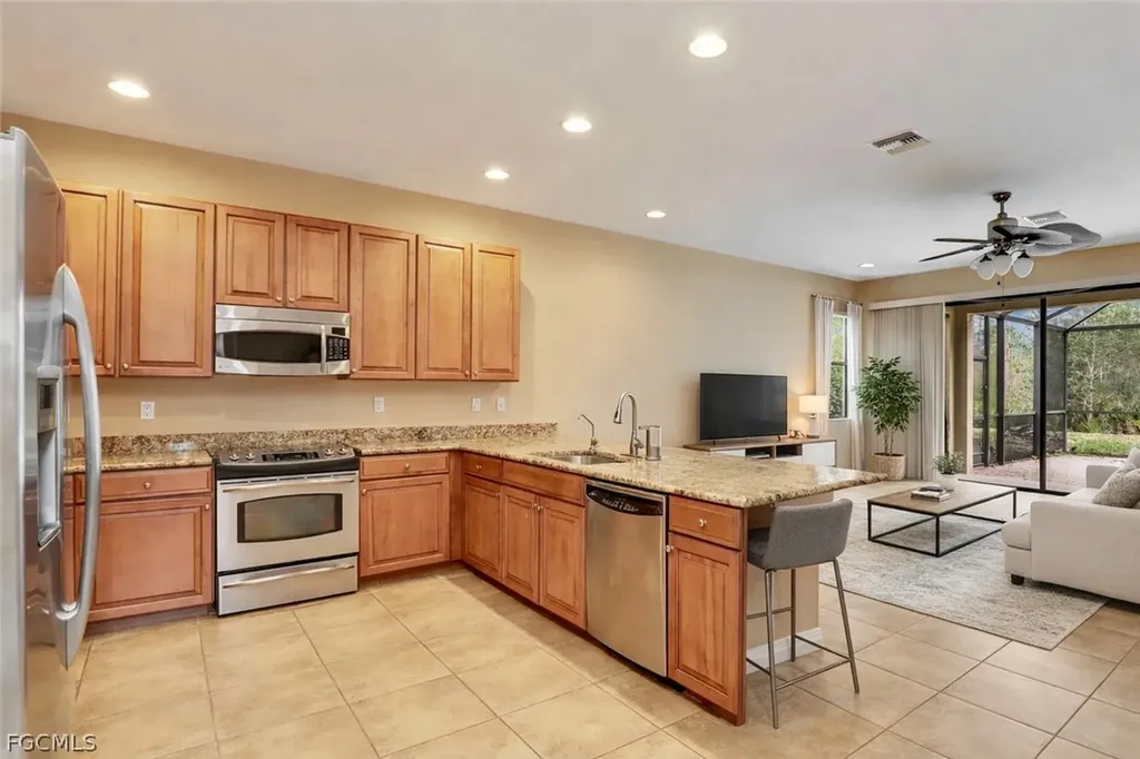 9372 River Otter Drive Fort Myers FL 33912