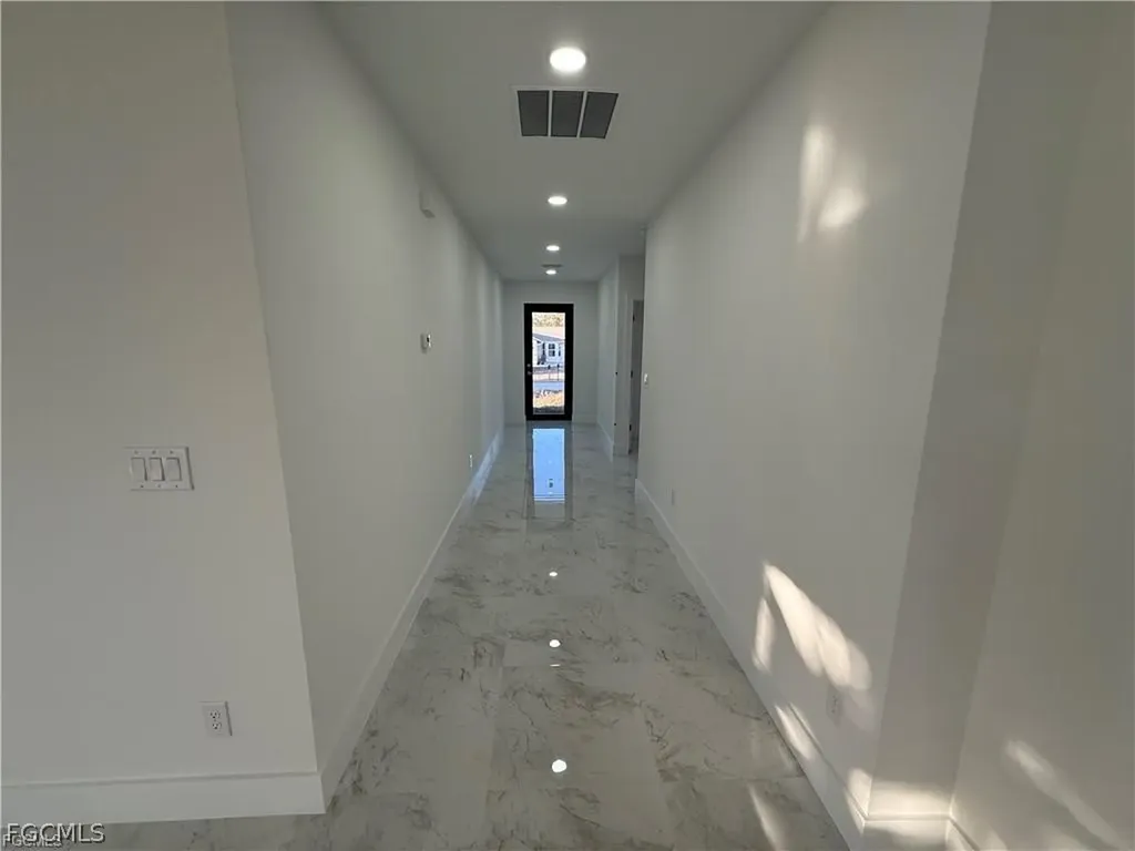 1706 NW 19th Terrace Cape Coral FL 33909