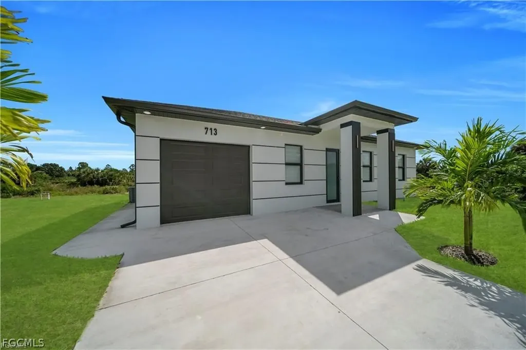 713 Roma Avenue S Lehigh Acres FL 33974