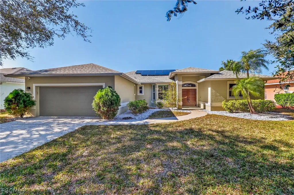 9261 Pittsburgh Boulevard Fort Myers FL 33967