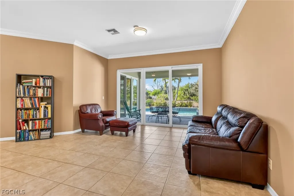 9261 Pittsburgh Boulevard Fort Myers FL 33967