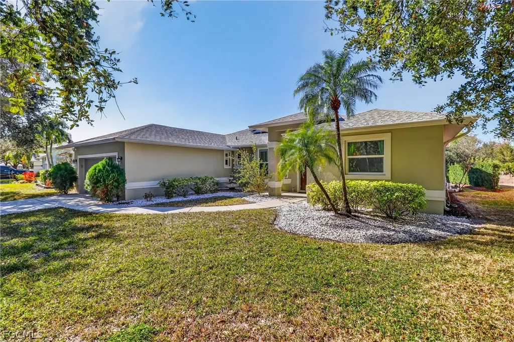 9261 Pittsburgh Boulevard Fort Myers FL 33967