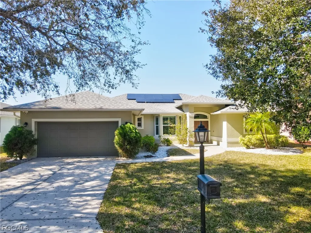 9261 Pittsburgh Boulevard Fort Myers FL 33967