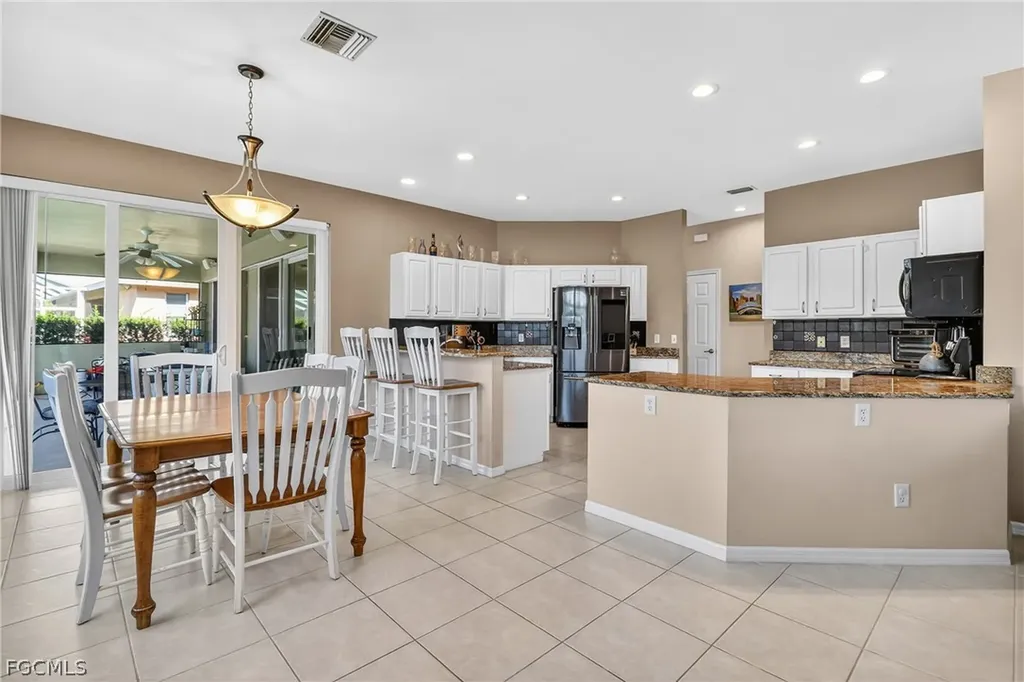 9261 Pittsburgh Boulevard Fort Myers FL 33967