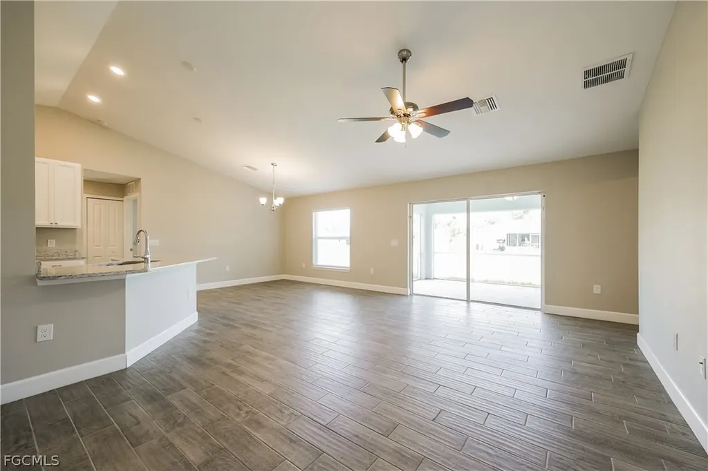 2900 7th Street W Lehigh Acres FL 33971