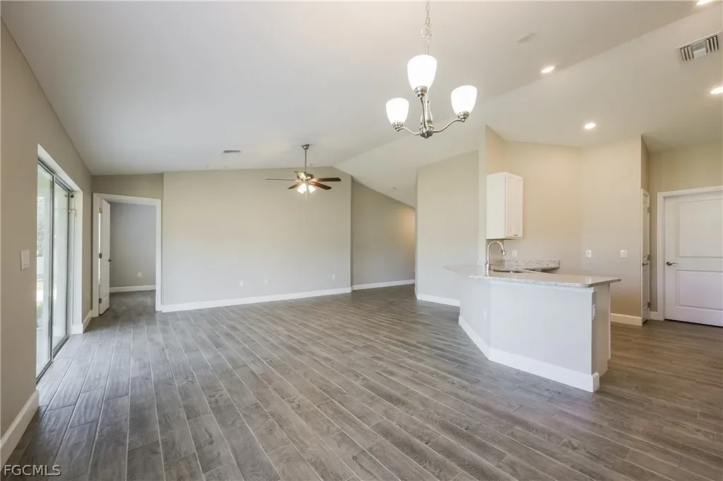 2900 7th Street W Lehigh Acres FL 33971