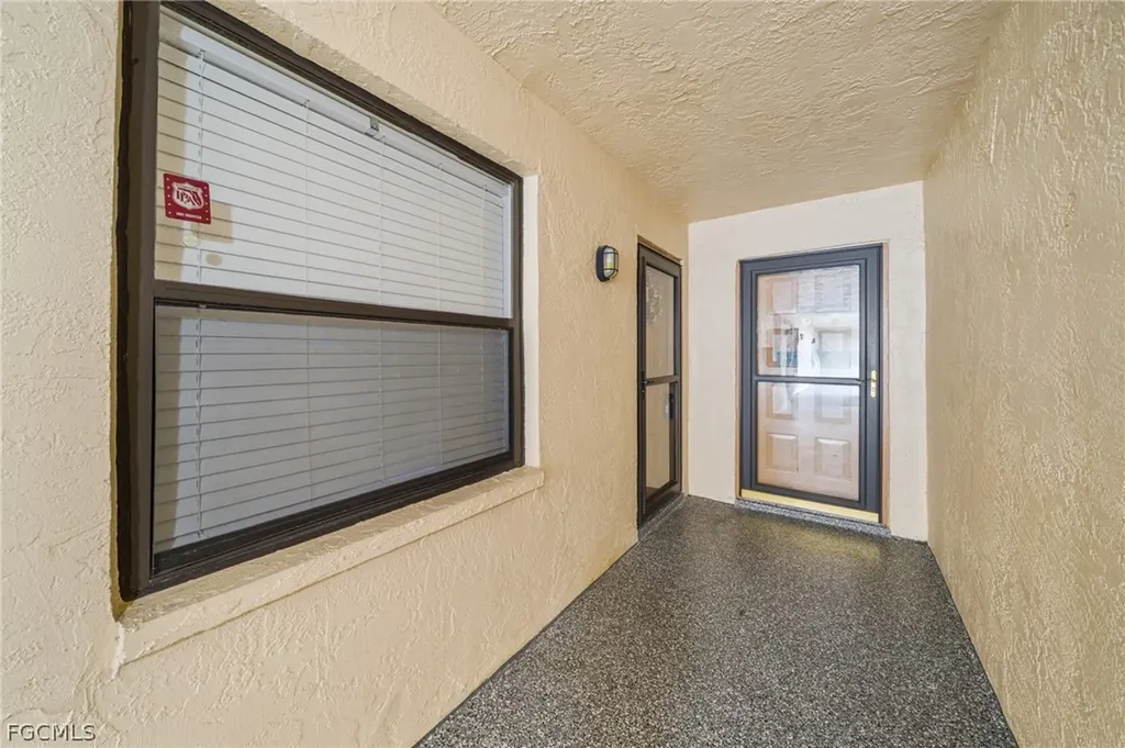 13276 White Marsh Lane Fort Myers FL 33912