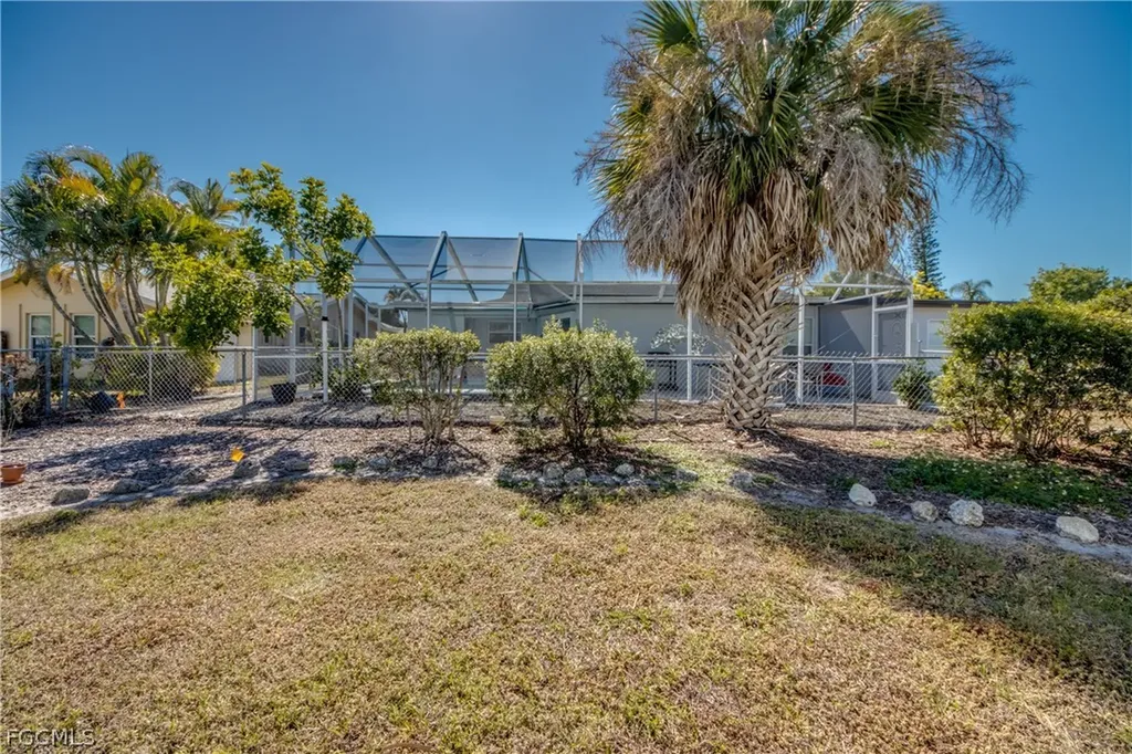 846 Xavier Avenue N Fort Myers FL 33919