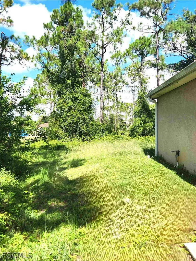 2120 Snead Drive Lehigh Acres FL 33973
