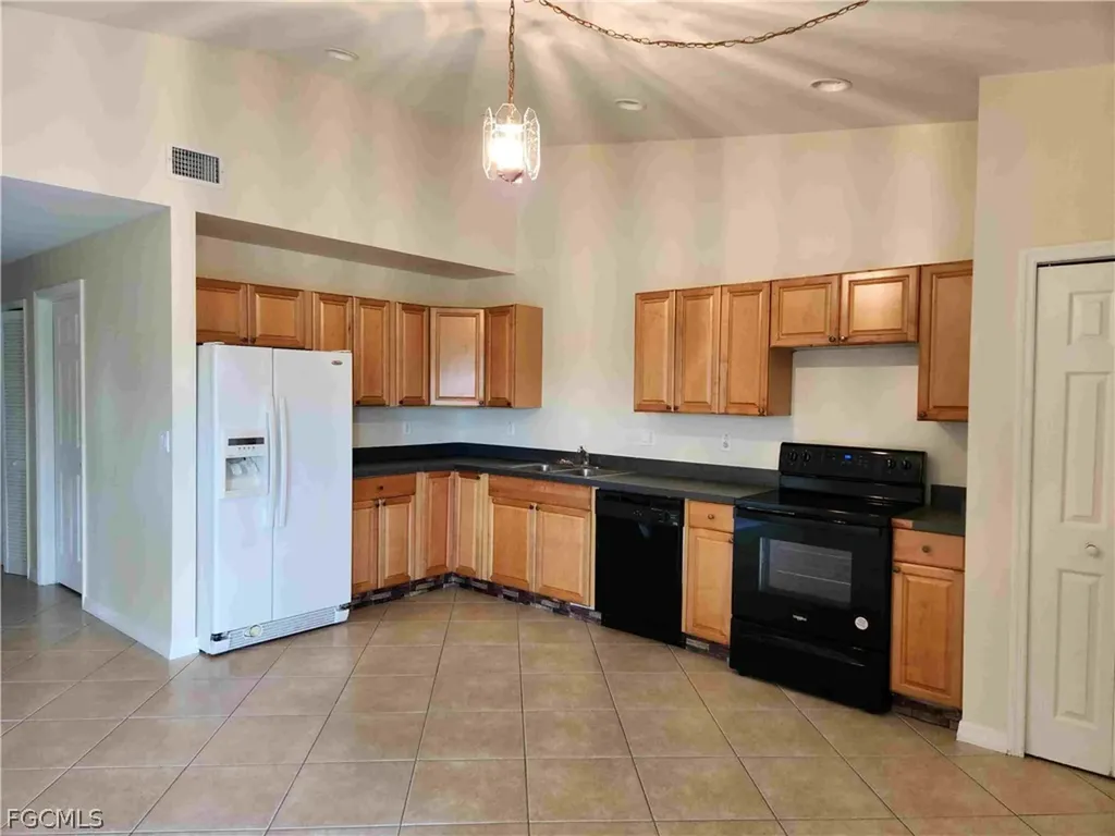 2120 Snead Drive Lehigh Acres FL 33973