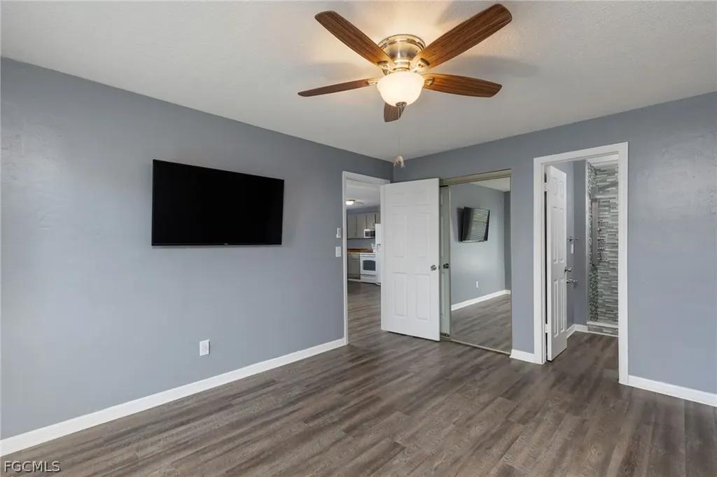 14913 Wise Way Fort Myers FL 33905