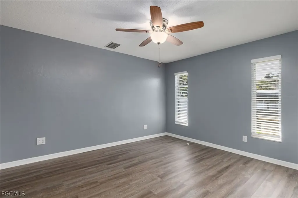 14913 Wise Way Fort Myers FL 33905