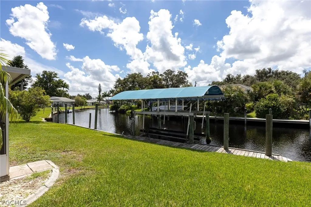 14913 Wise Way Fort Myers FL 33905