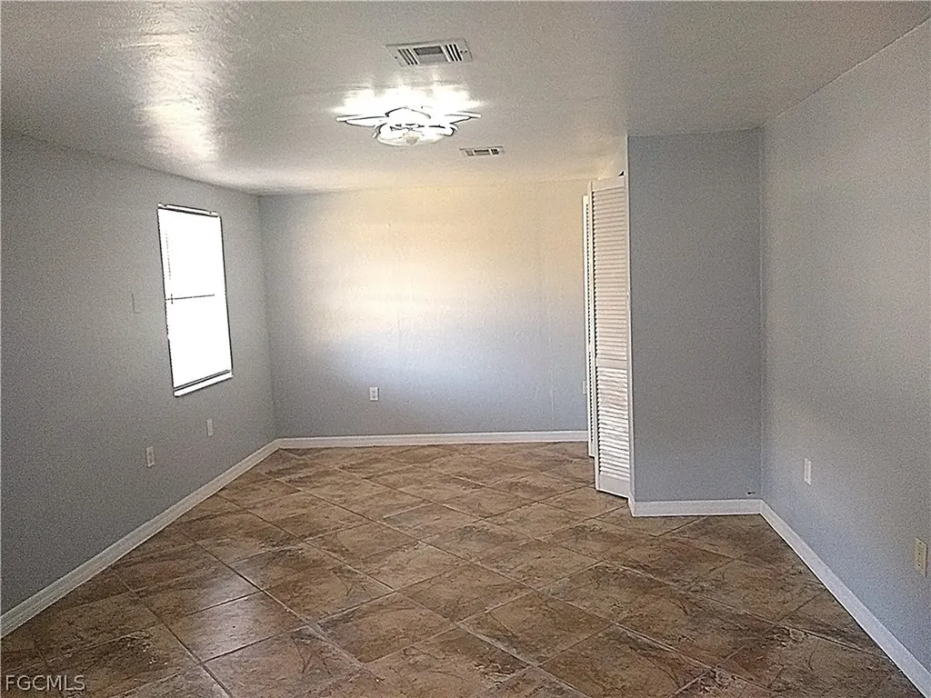 12362 3rd Street Fort Myers FL 33905