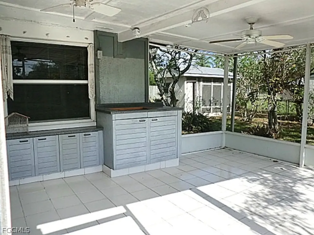 12362 3rd Street Fort Myers FL 33905