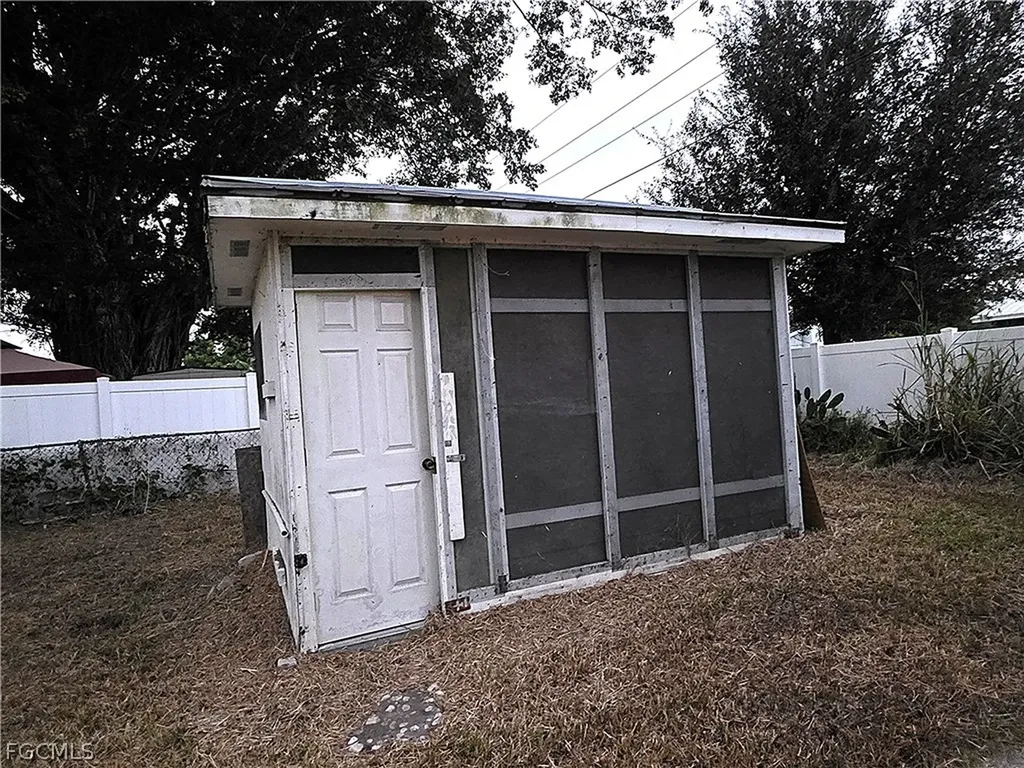 12362 3rd Street Fort Myers FL 33905