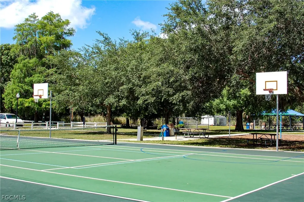 12362 3rd Street Fort Myers FL 33905