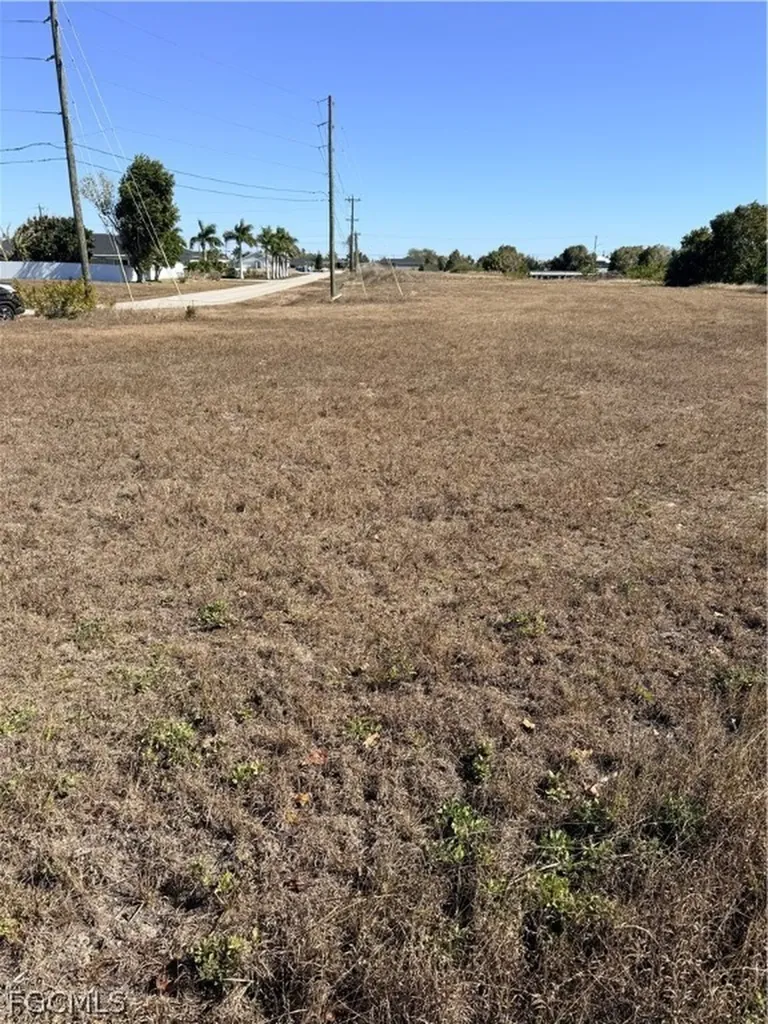 2000 NW 9th Avenue Cape Coral FL 33993