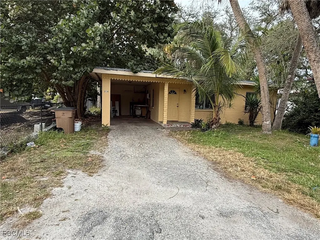 244 Labelle Avenue Fort Myers FL 33905