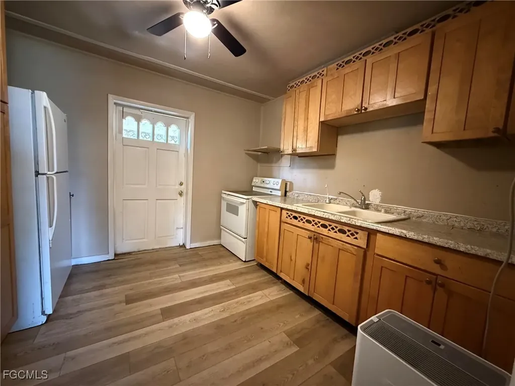 244 Labelle Avenue Fort Myers FL 33905