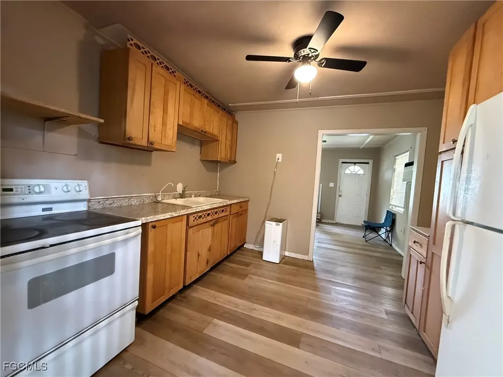 244 Labelle Avenue Fort Myers FL 33905