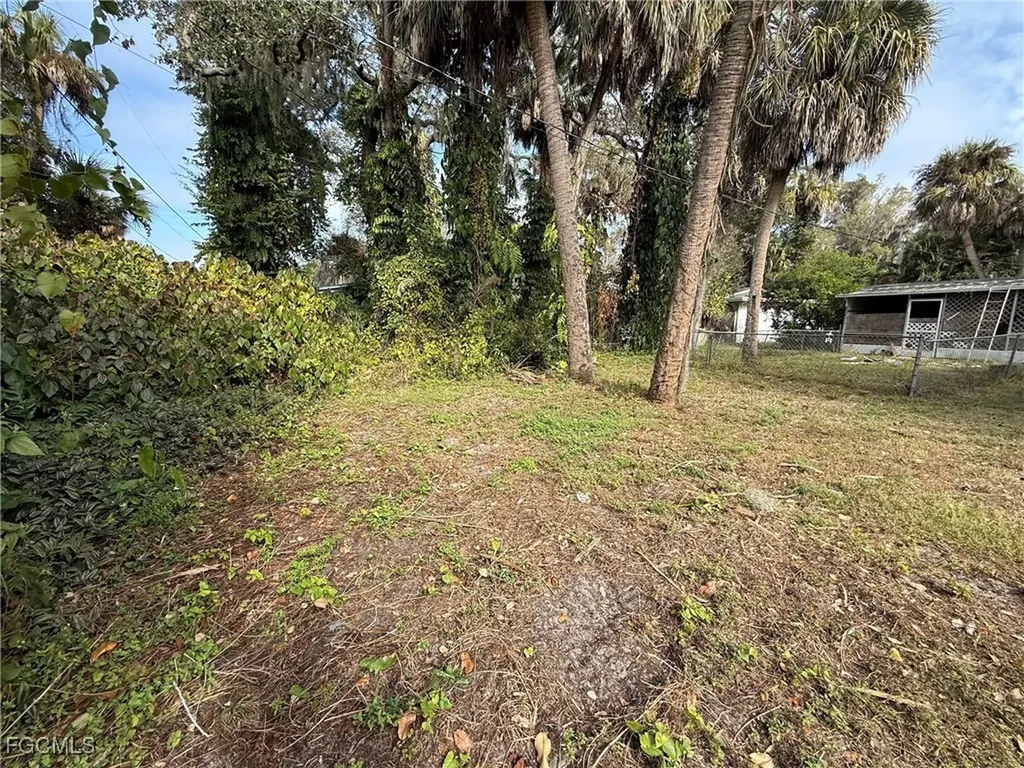 244 Labelle Avenue Fort Myers FL 33905