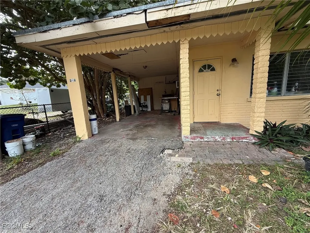 244 Labelle Avenue Fort Myers FL 33905